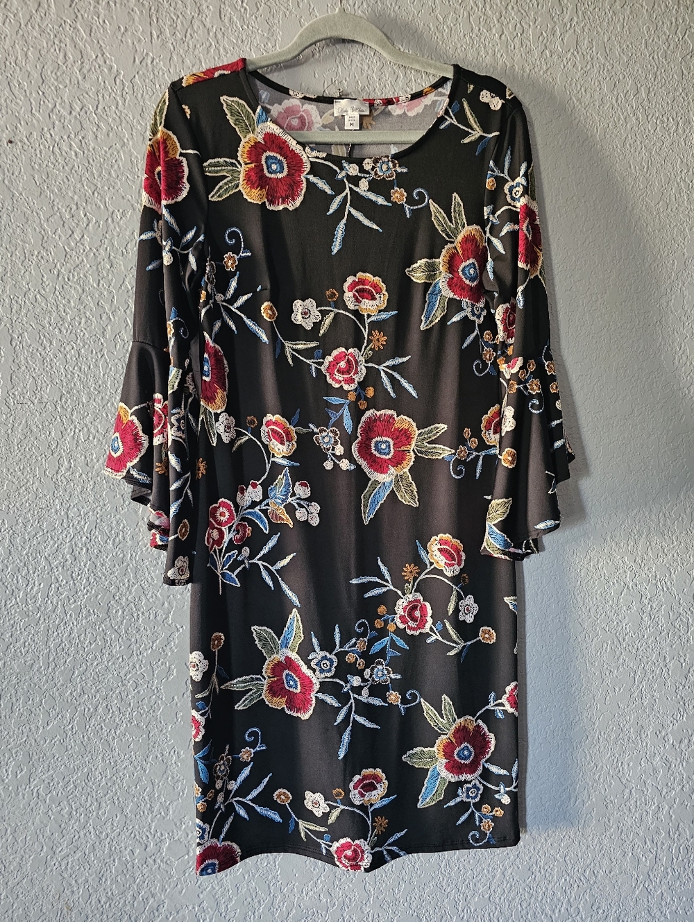 Olivia Matthews Black Floral Shift Dress with Red & Blue Blooms